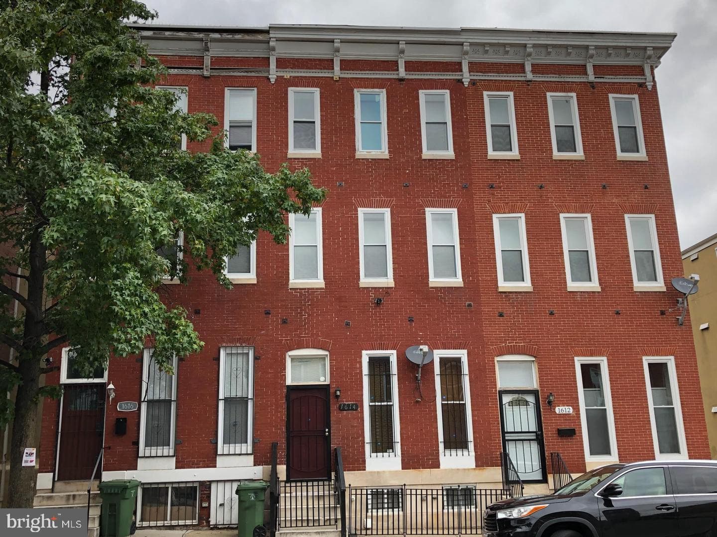 1614 W Lexington Street
