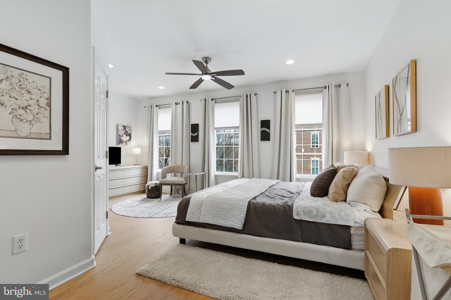 2113 Essex Street photo 21
