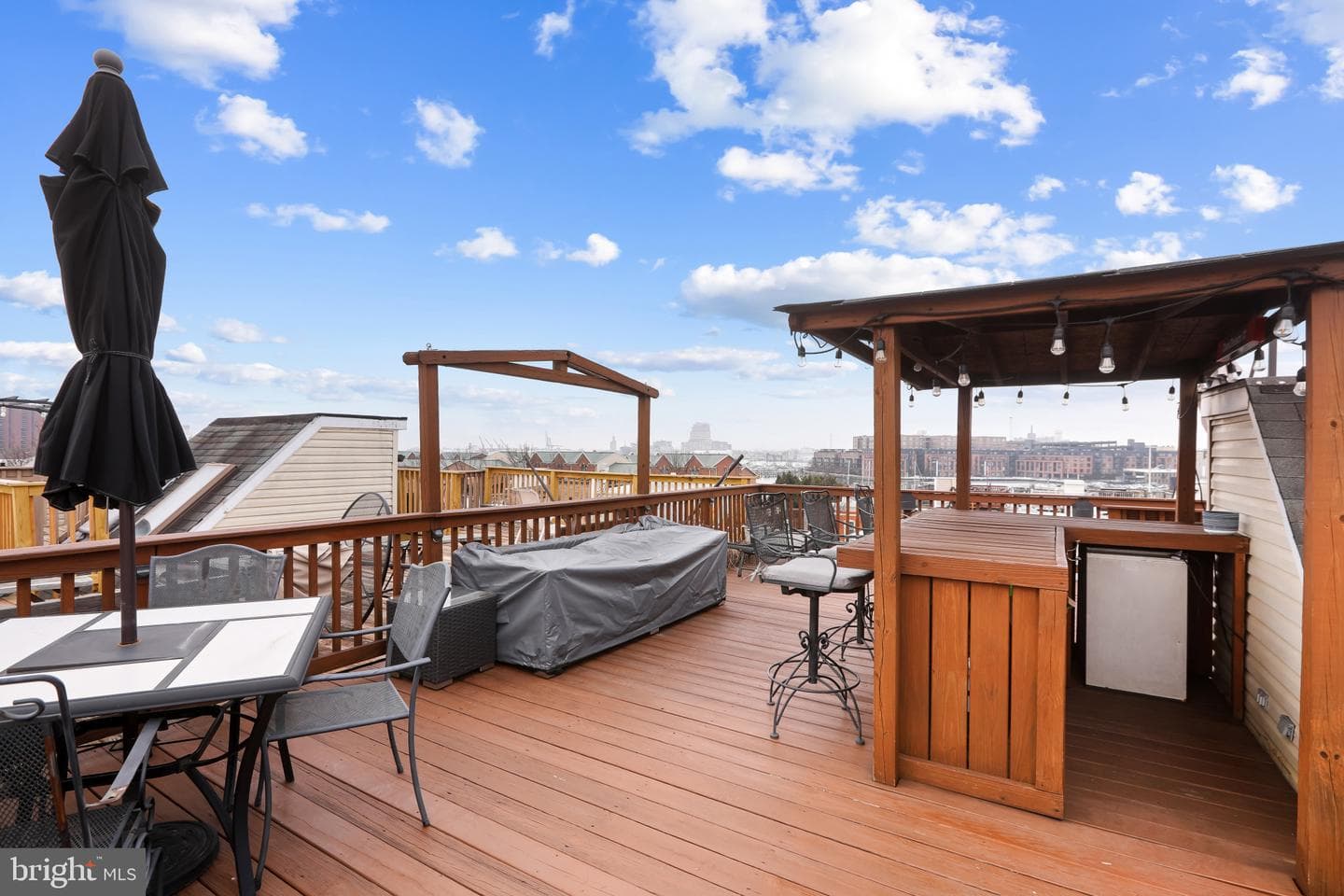 2113 Essex Street photo 24