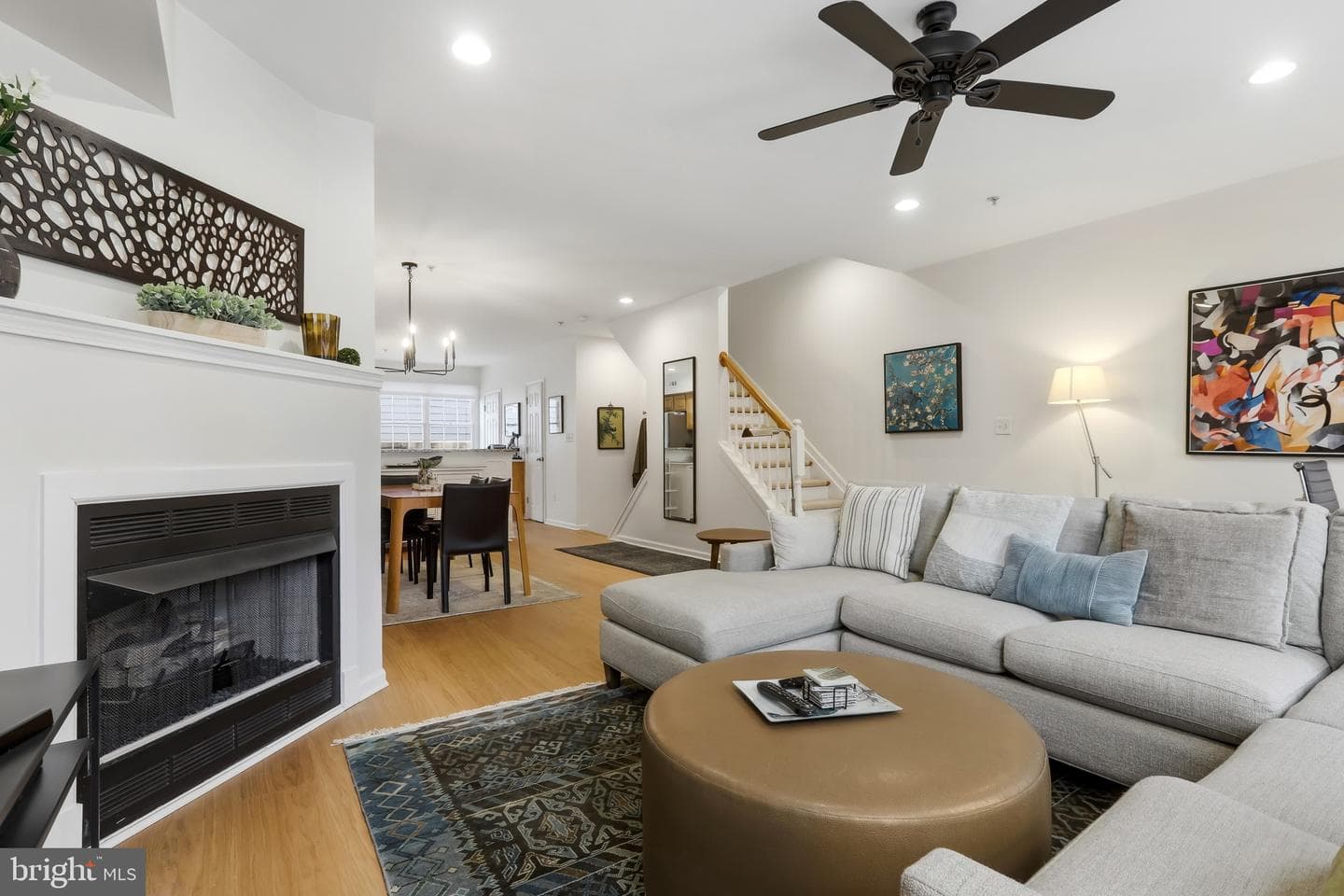 2113 Essex Street photo 9