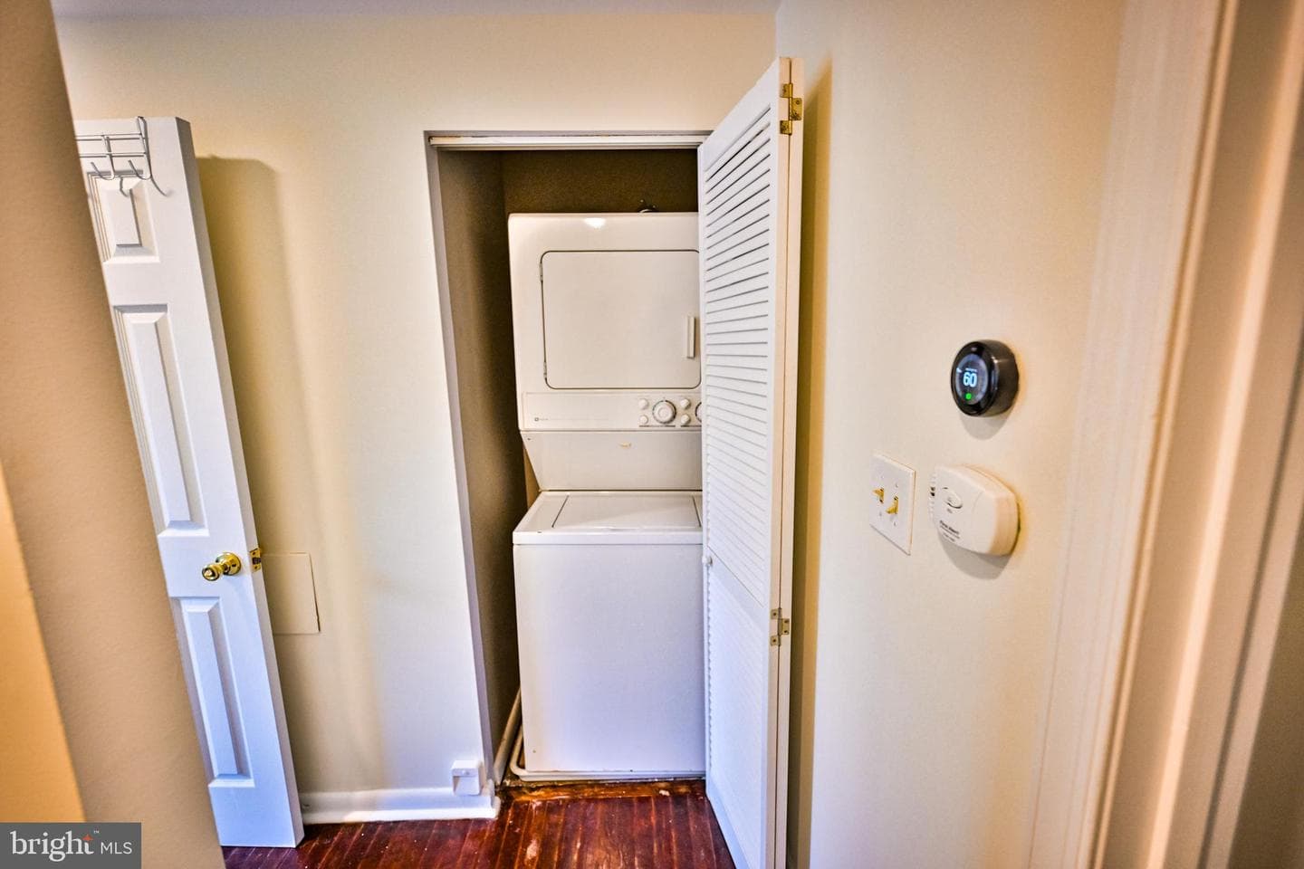 1601 Marshall Street photo 22