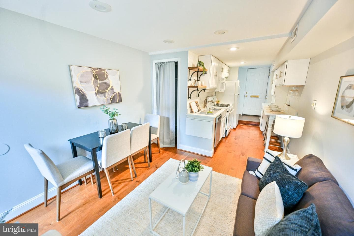 1601 Marshall Street photo 5