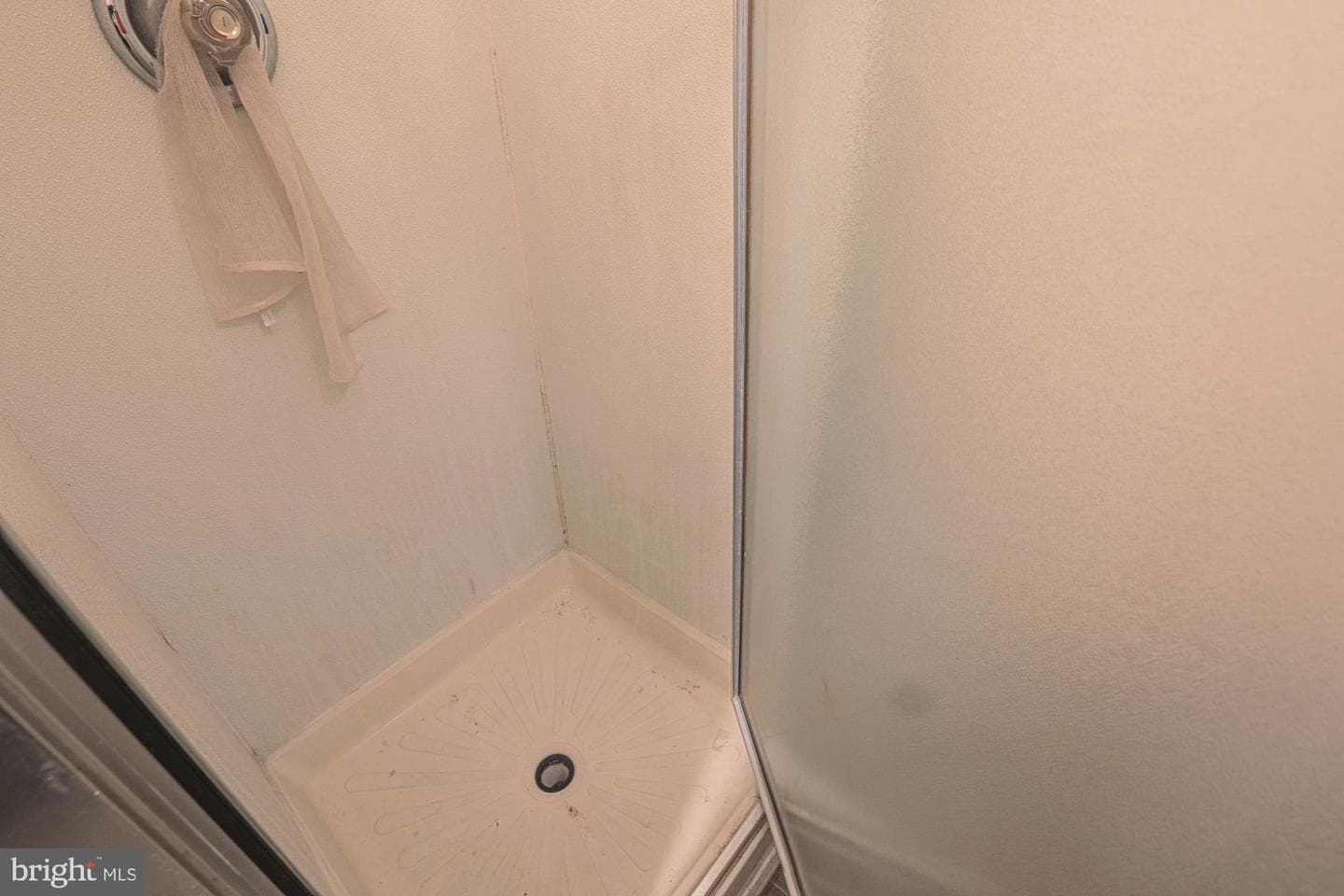 633 N Brice Street photo 13