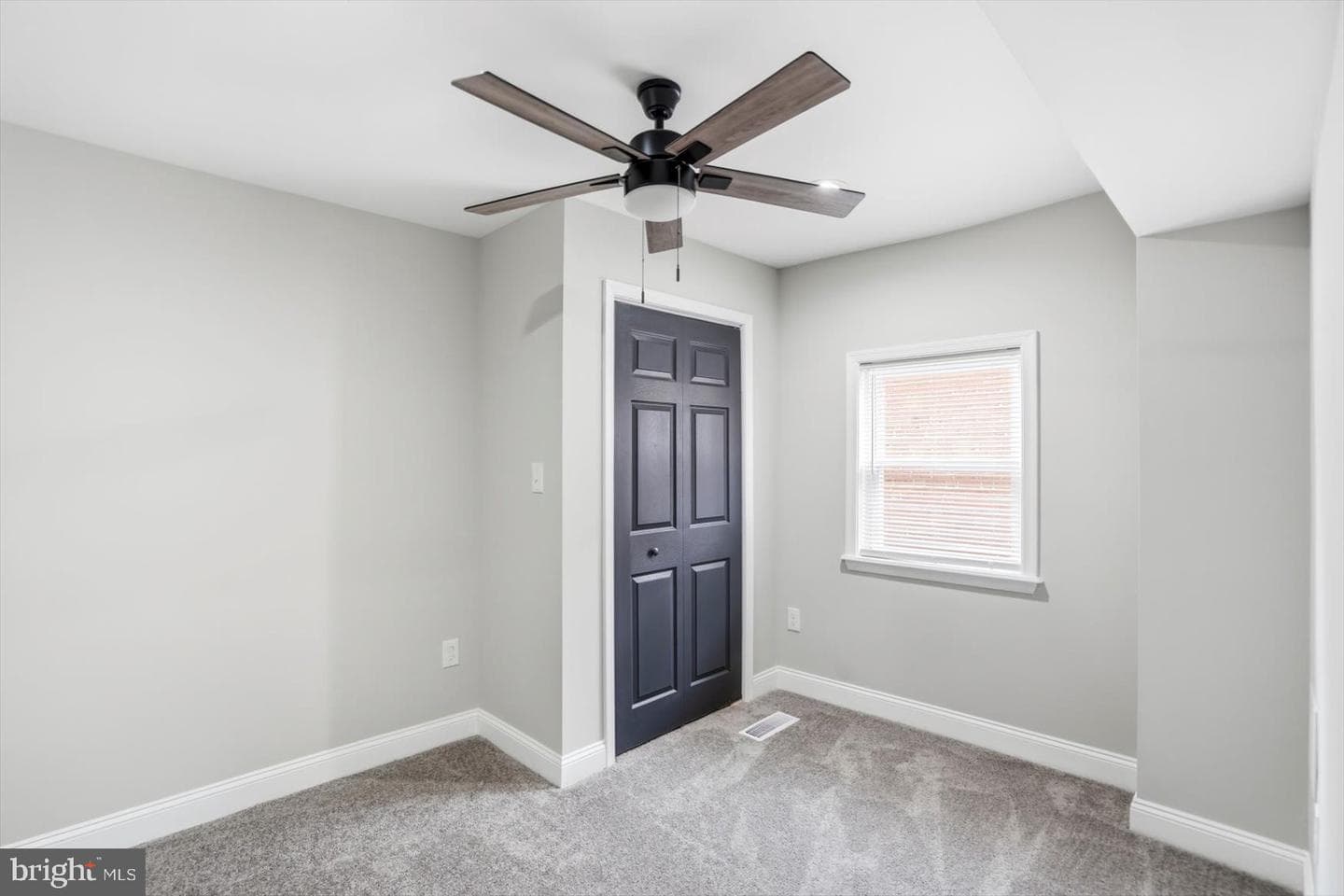 3022 E Federal Street photo 27