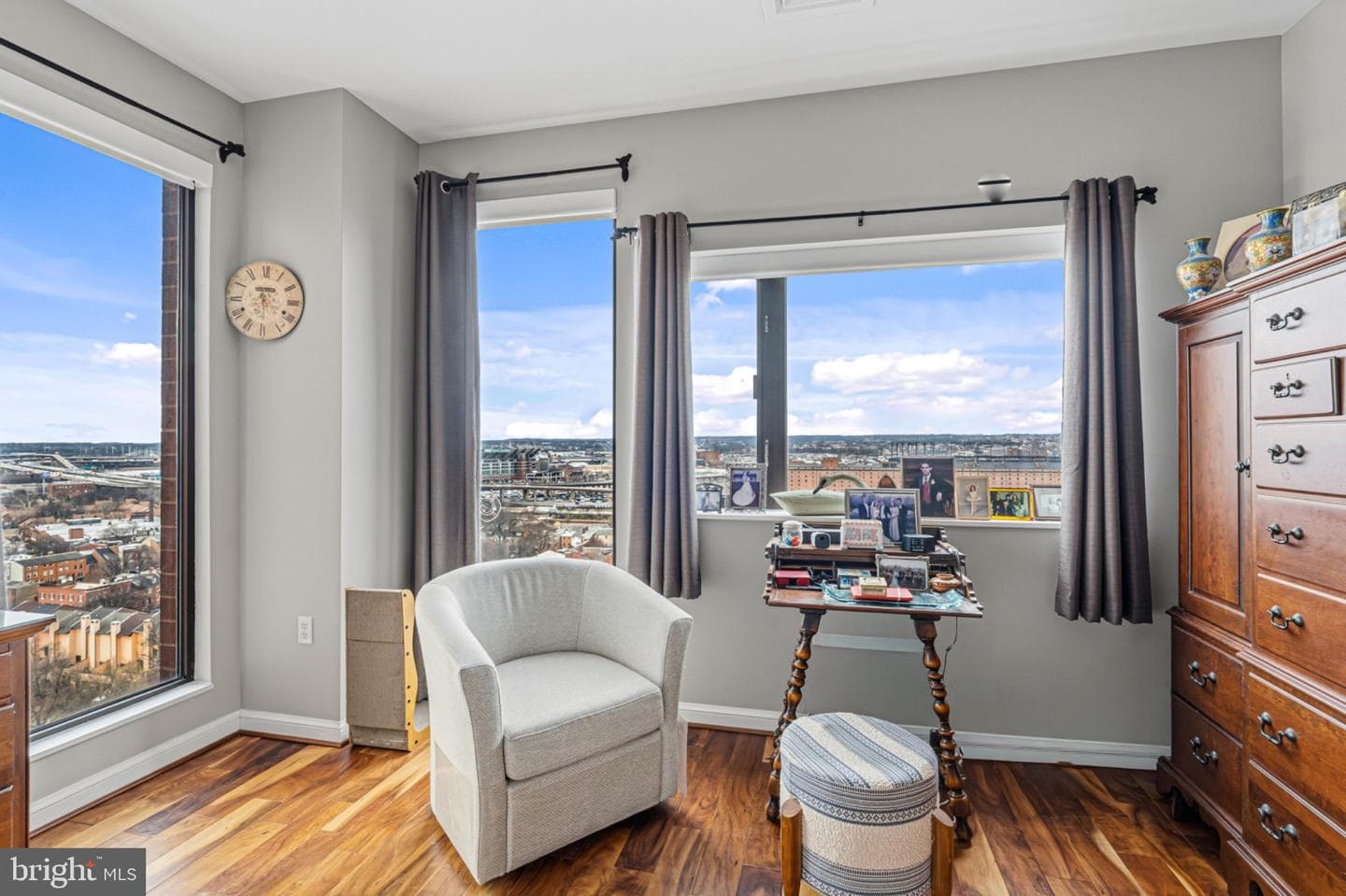 10 E Lee Street #1509 photo 18