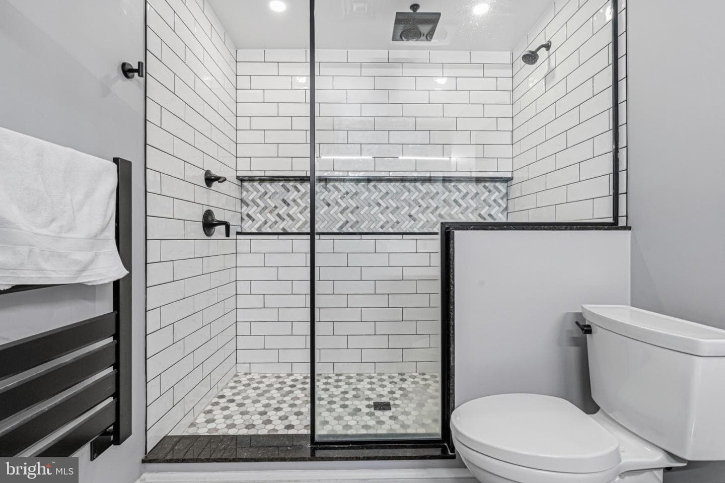10 E Lee Street #1509 photo 21