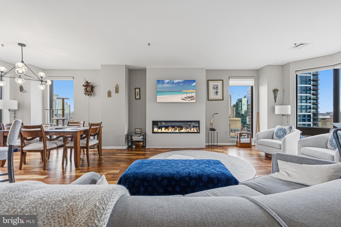 10 E Lee Street #1509 photo 3