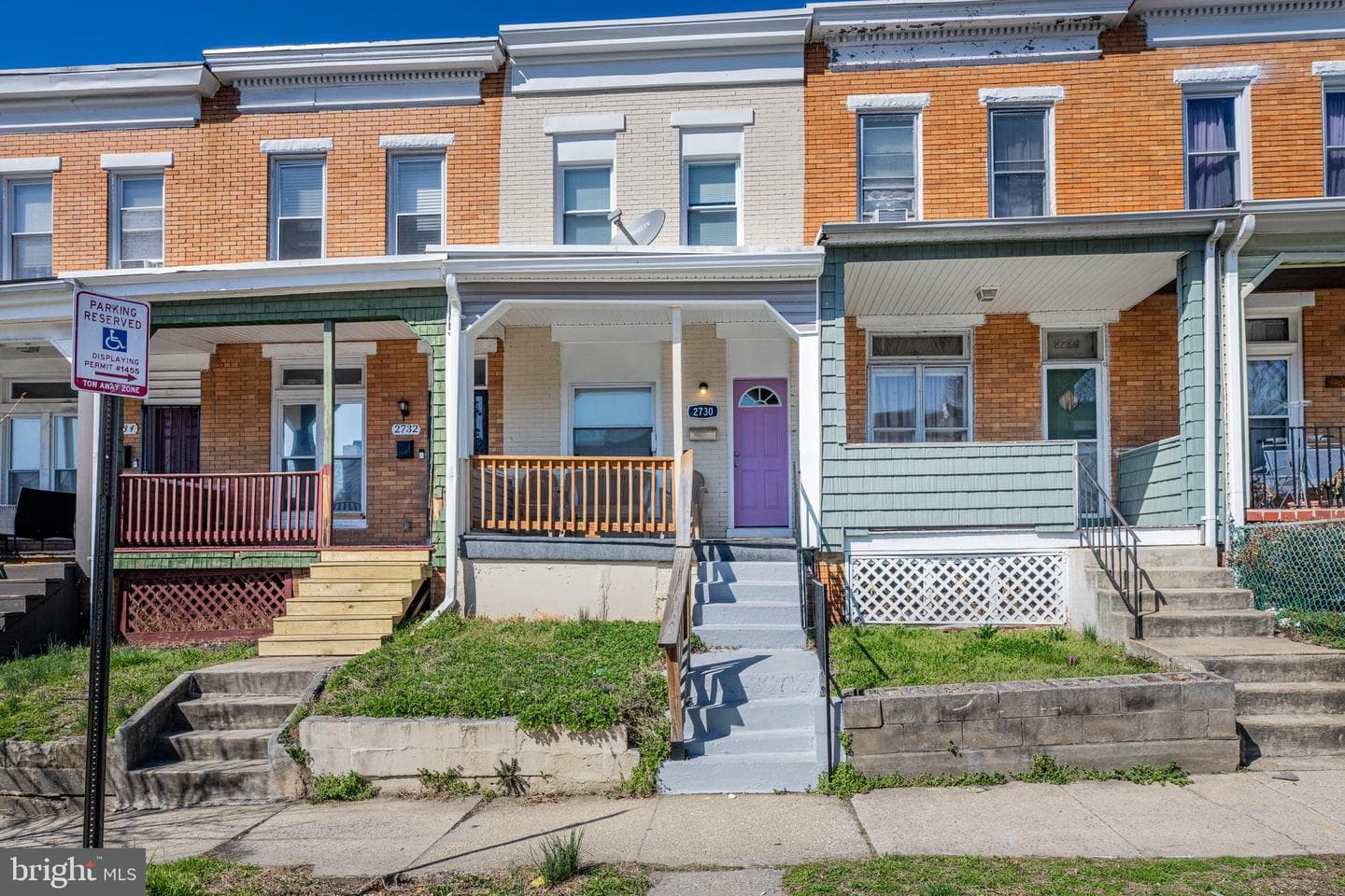 2730 Baker Street photo 1