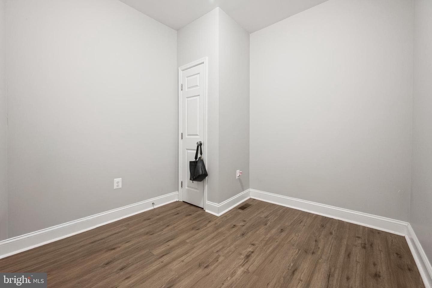 2730 Baker Street photo 13