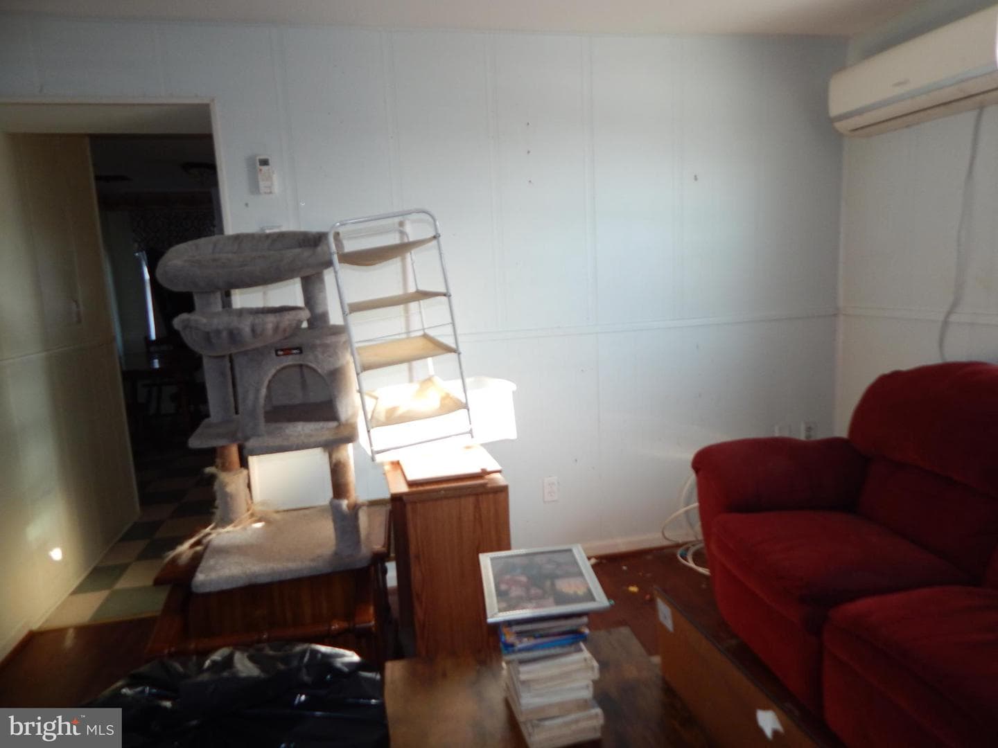 2717 Wegworth Lane photo 3