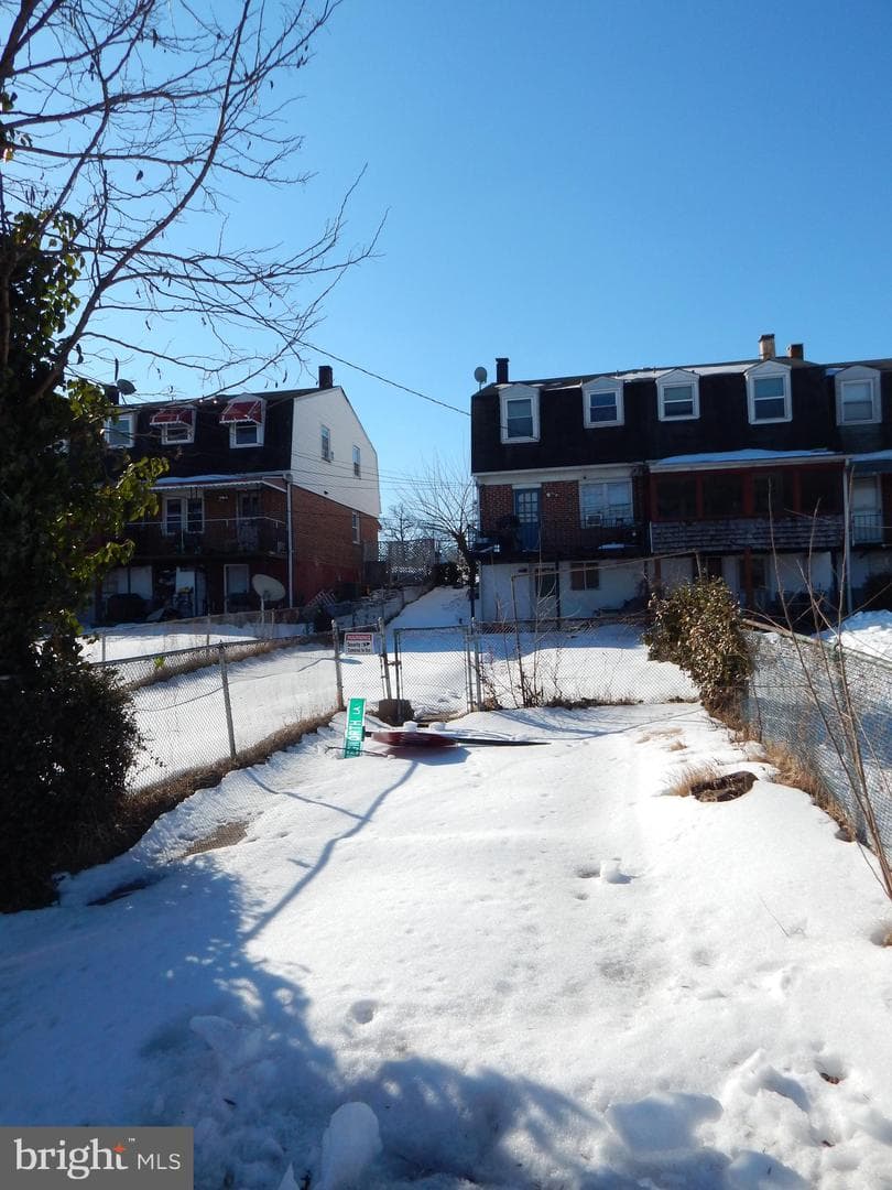 2717 Wegworth Lane photo 39