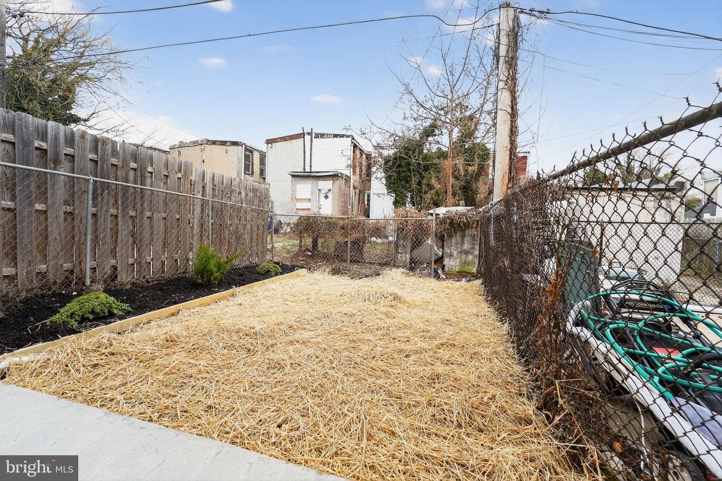 1207 N Eden Street photo 30