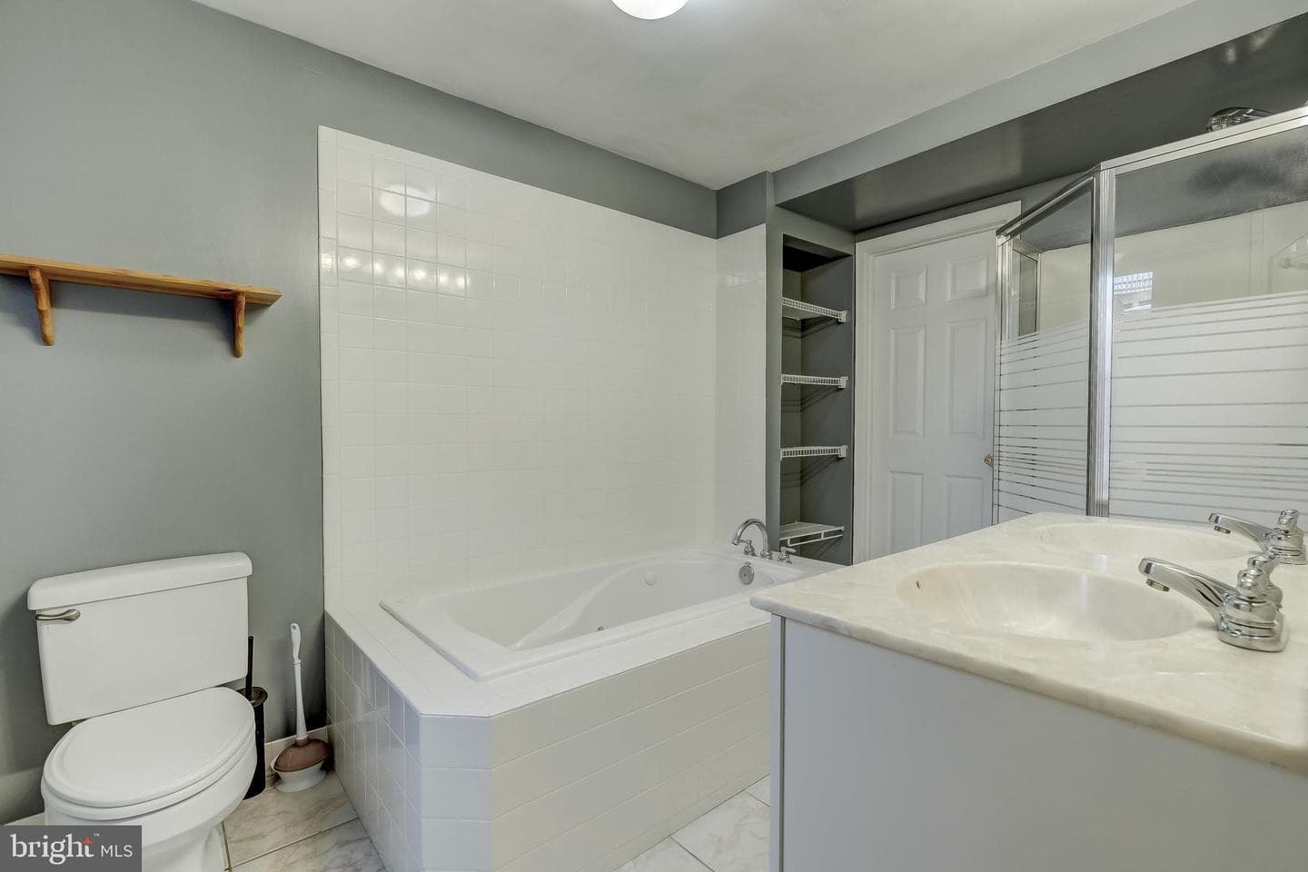 303 S Ann Street photo 12