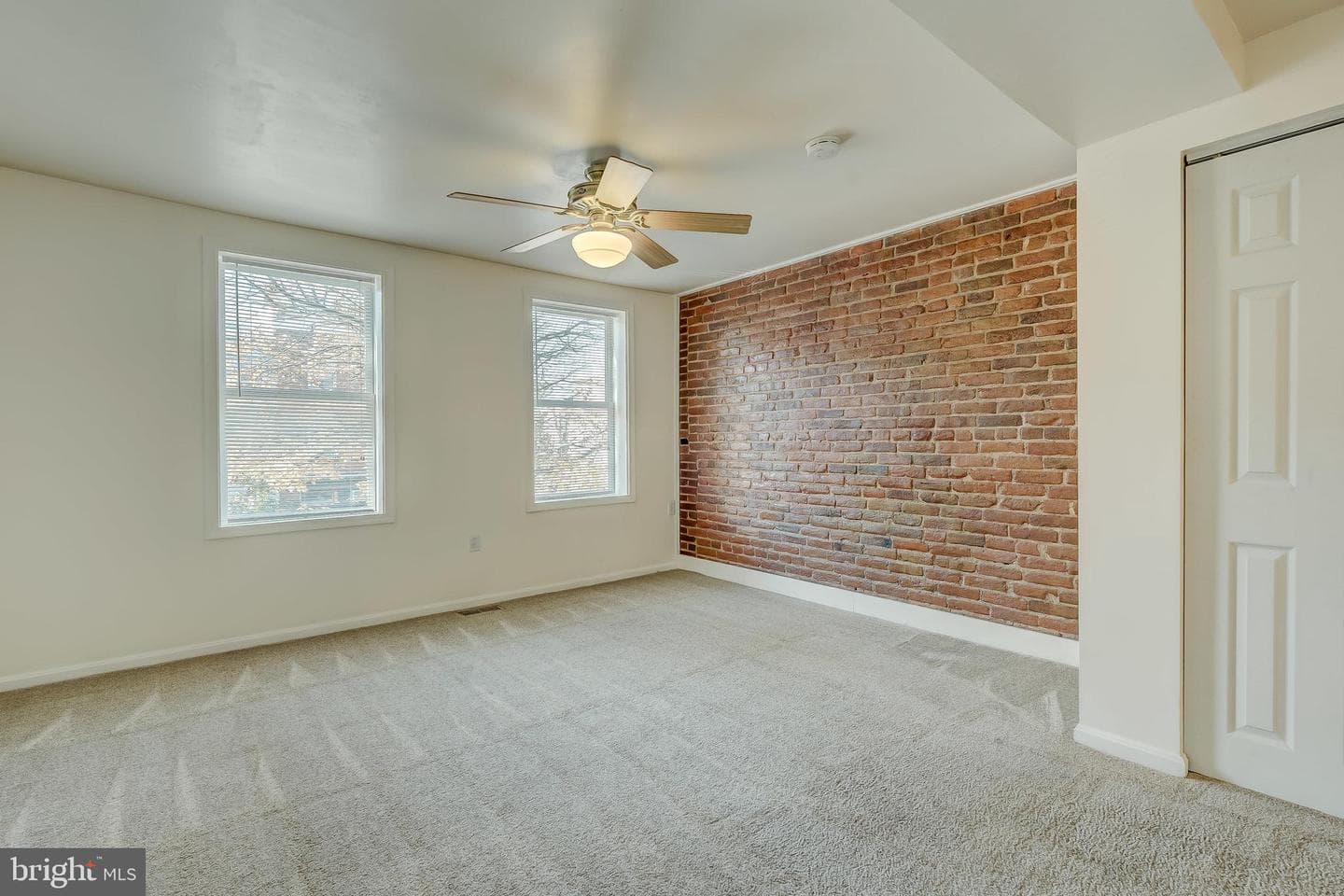 303 S Ann Street photo 16