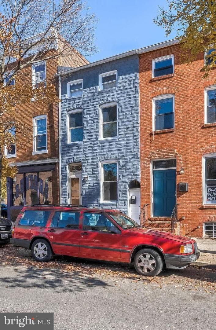 303 S Ann Street photo 2