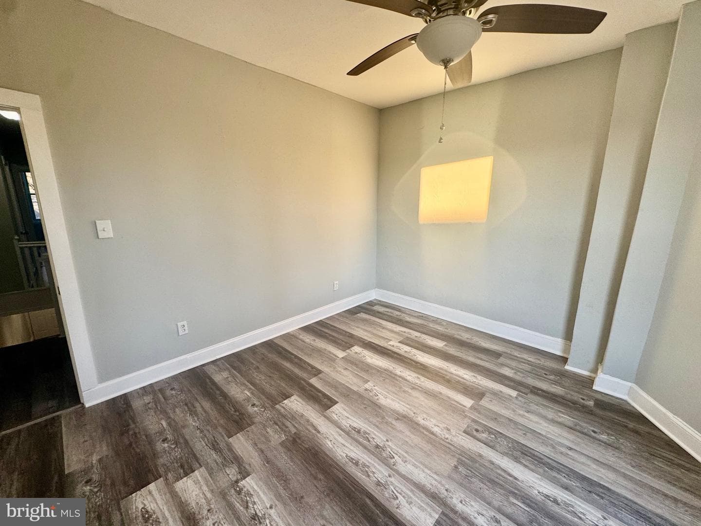 3003 Chelsea Ter photo 12