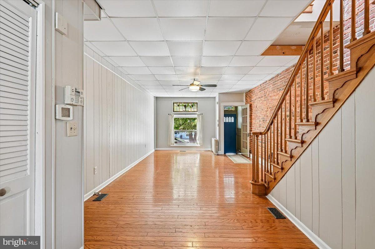 3720 Foster Avenue photo 6