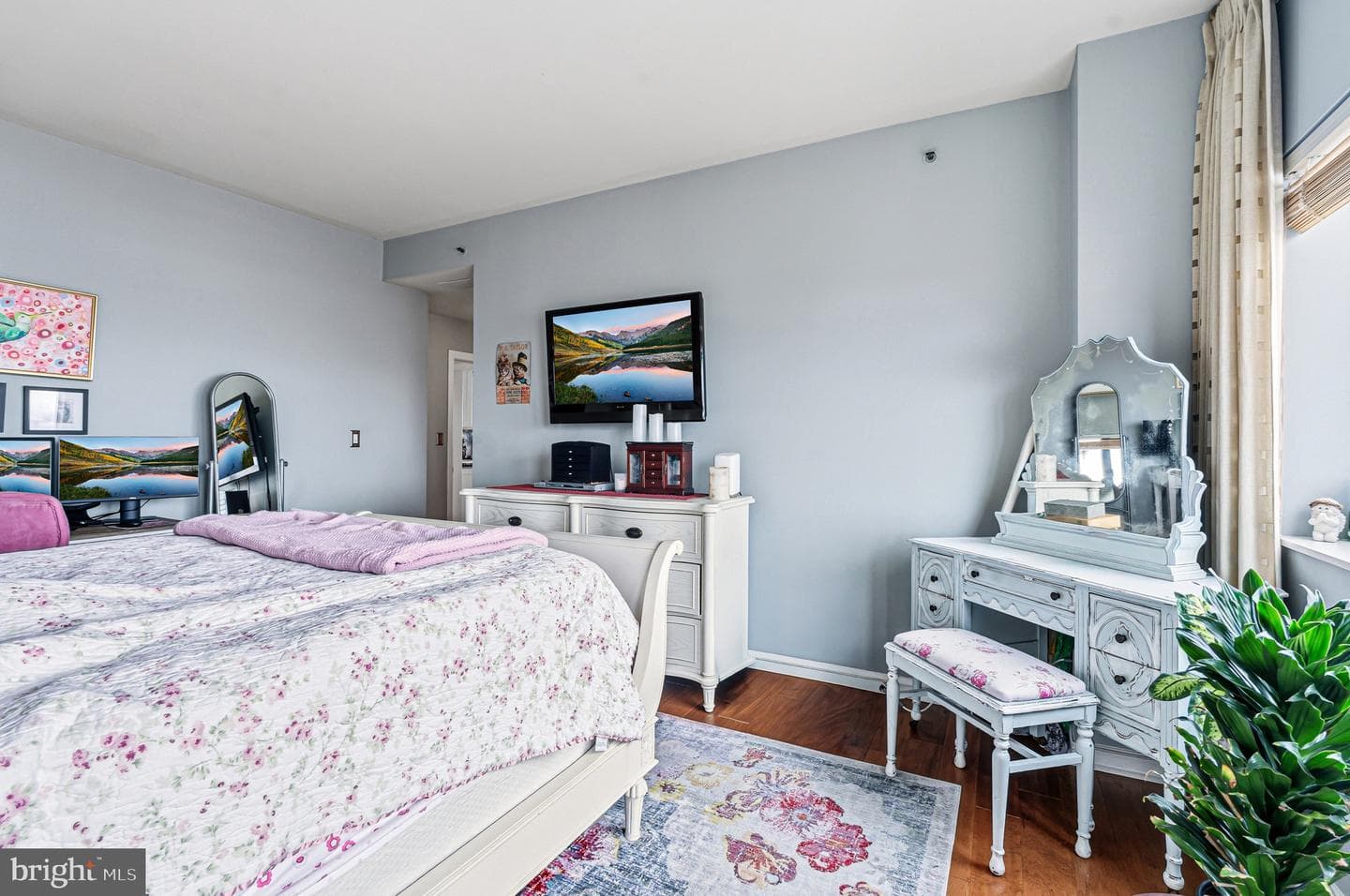 10 E Lee Street #1204 photo 26