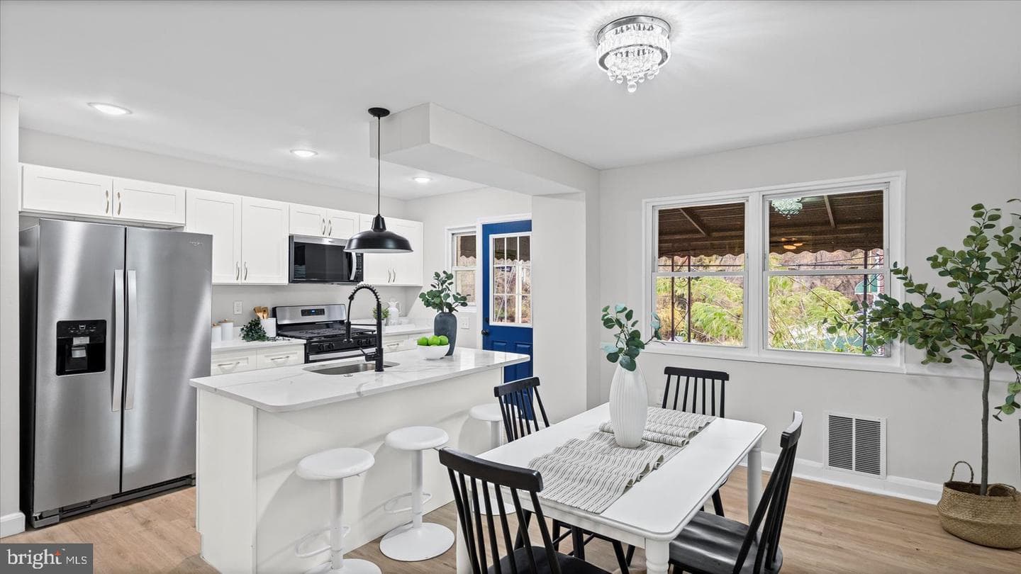 1007 Mount Holly Street photo 11