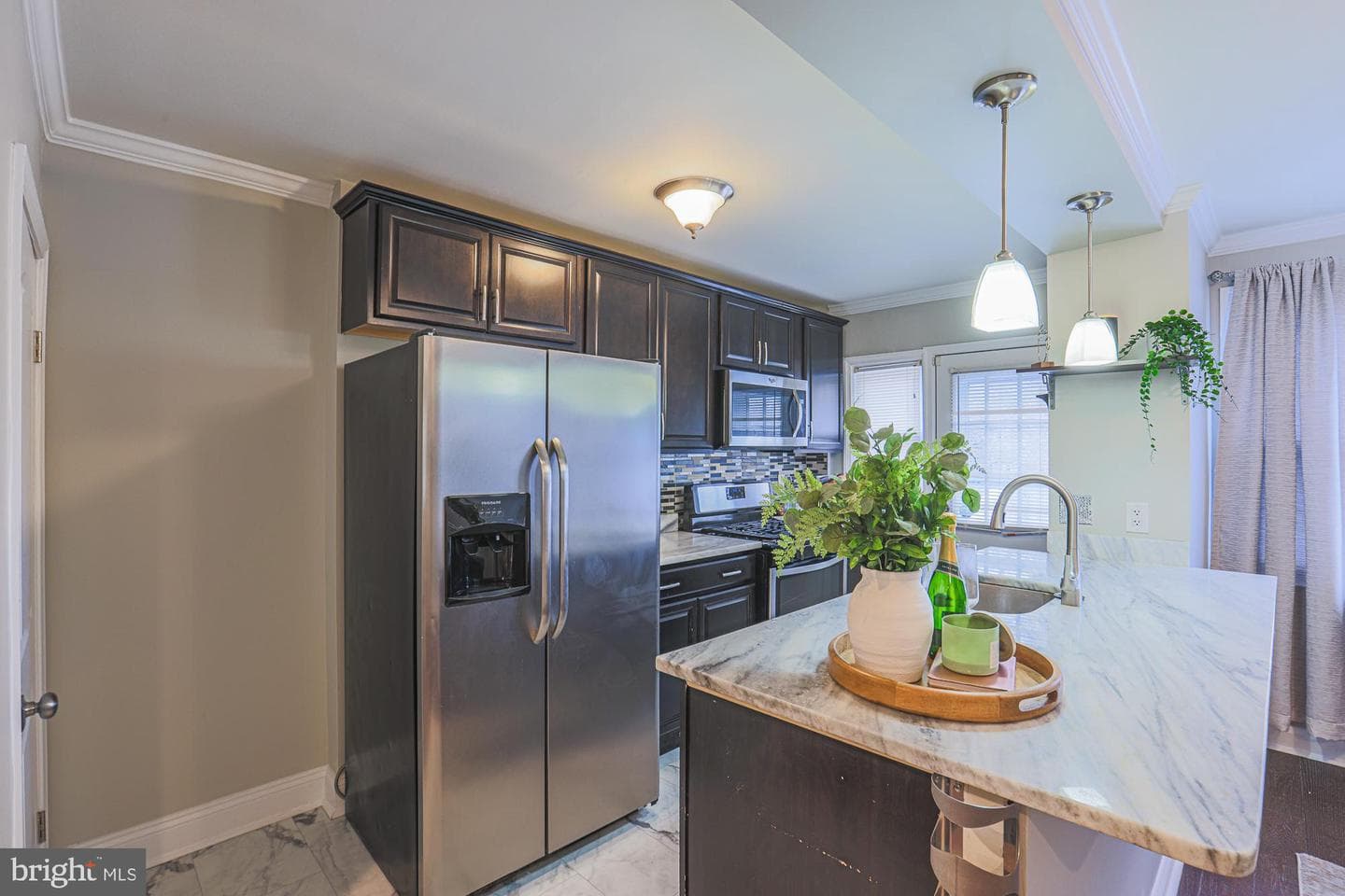 1322 Limit Avenue photo 11