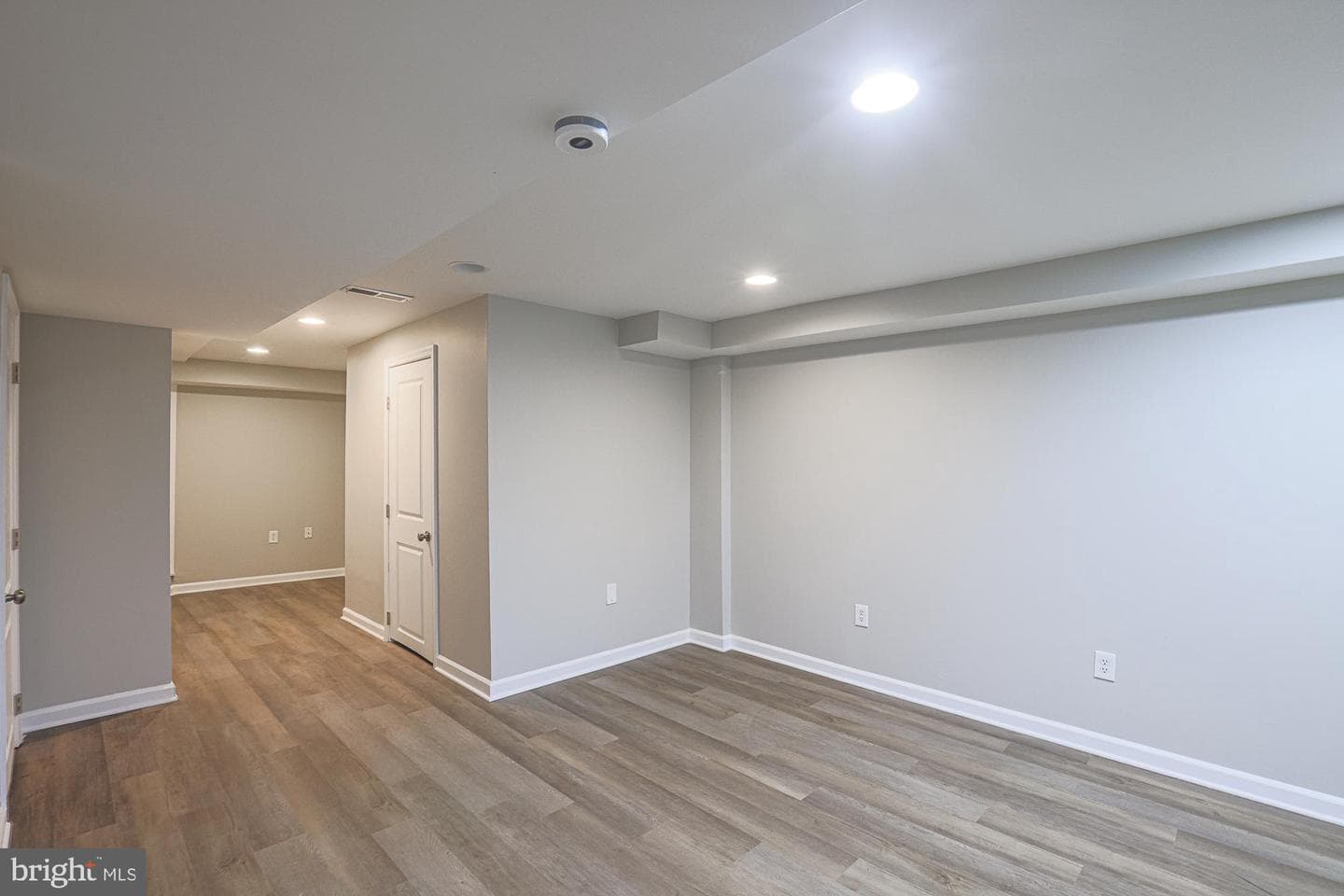 1322 Limit Avenue photo 23