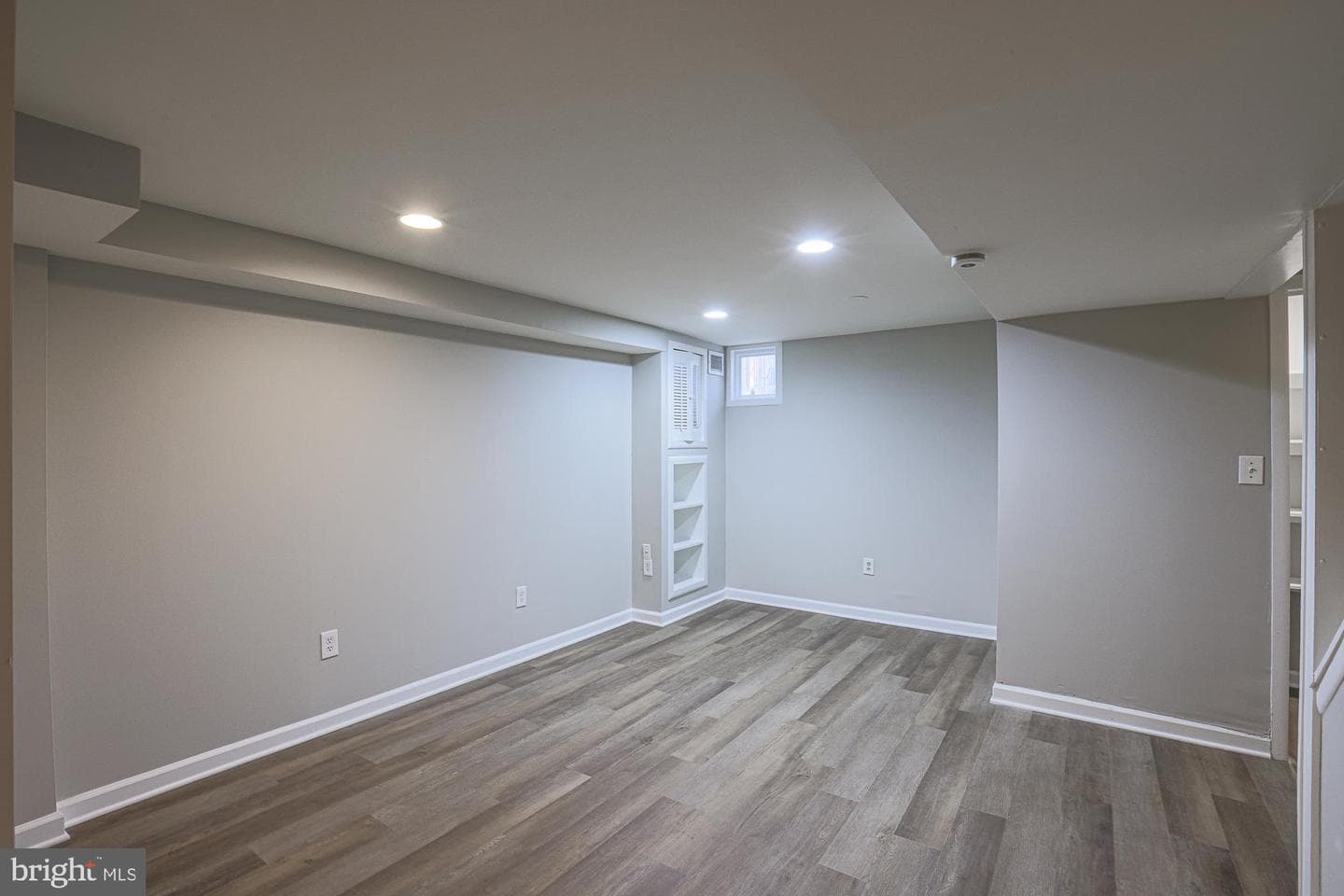 1322 Limit Avenue photo 25