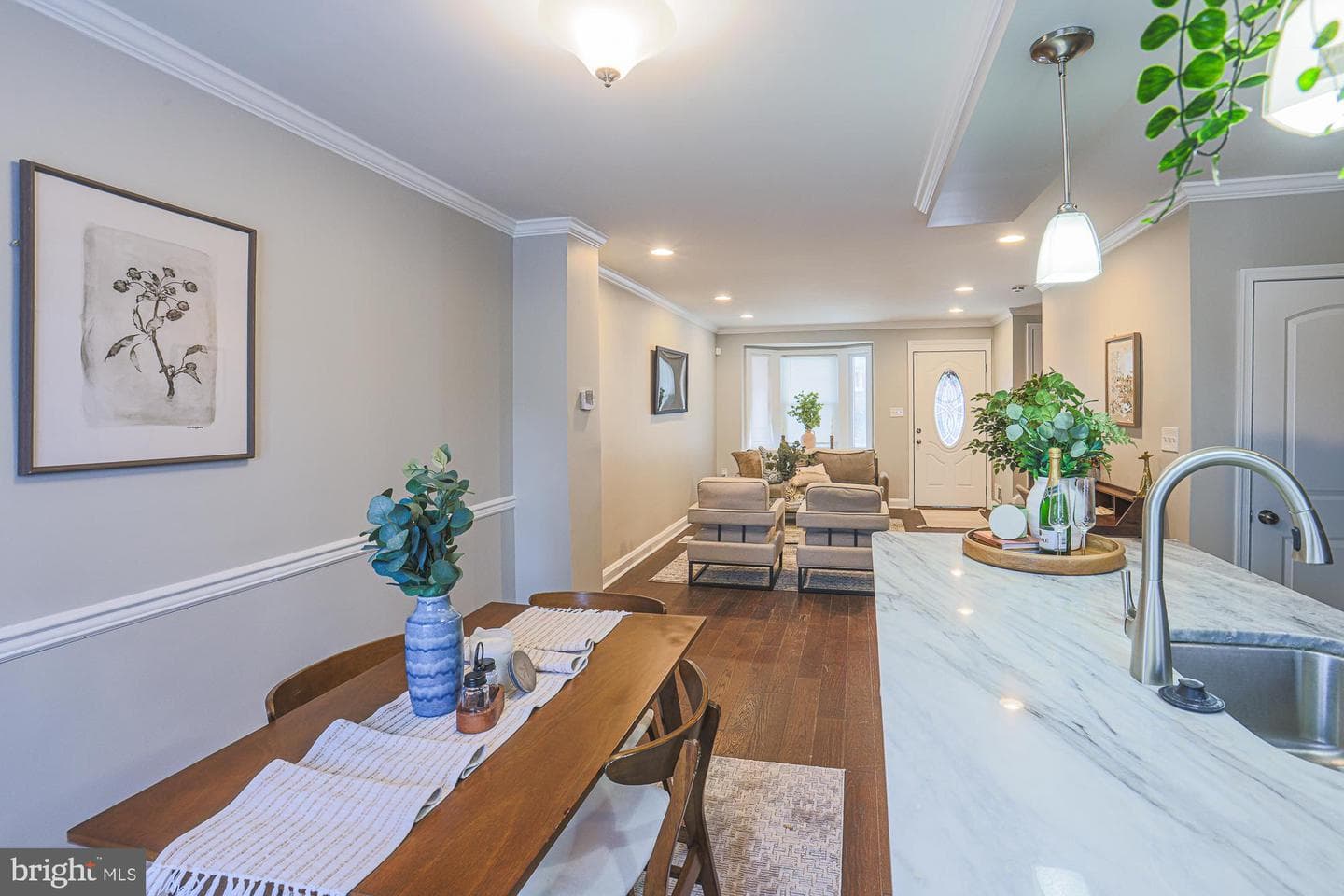 1322 Limit Avenue photo 9