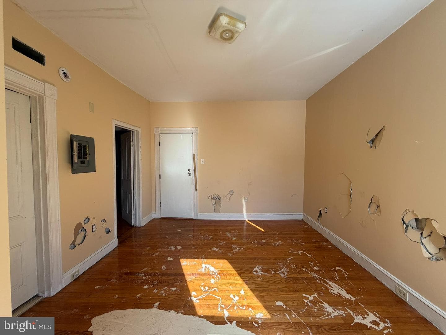 403 E 31st Street photo 25
