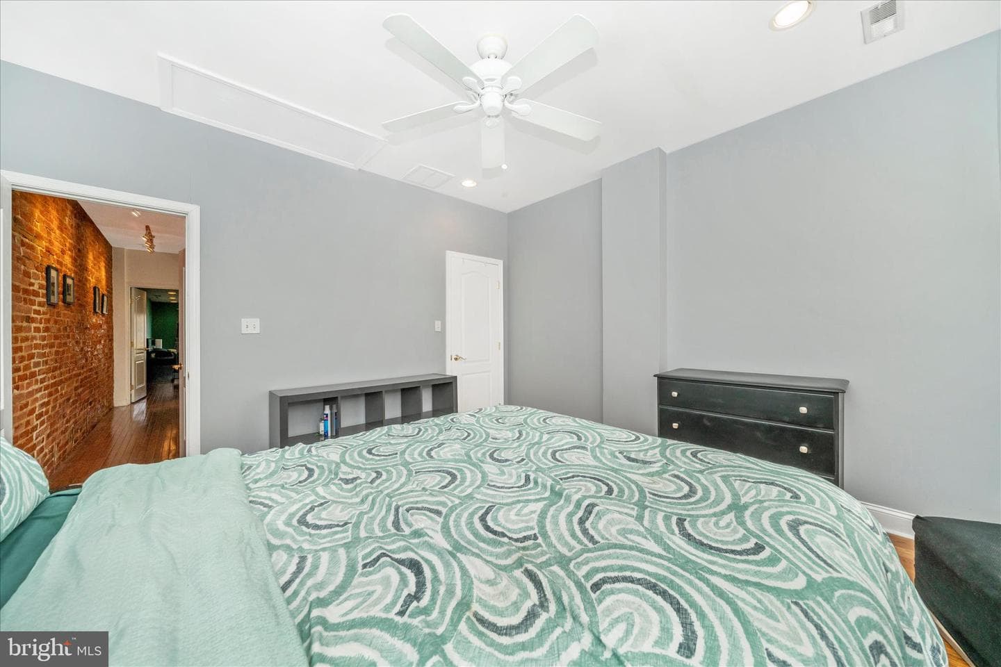 3535 Roland Avenue photo 28
