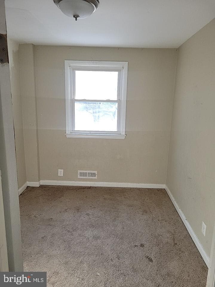837 Reverdy Road photo 11
