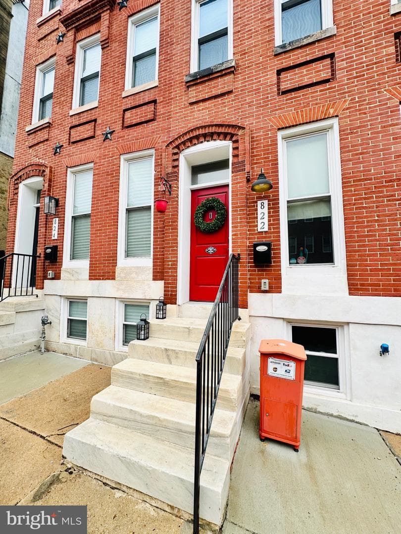 822 Harlem Avenue