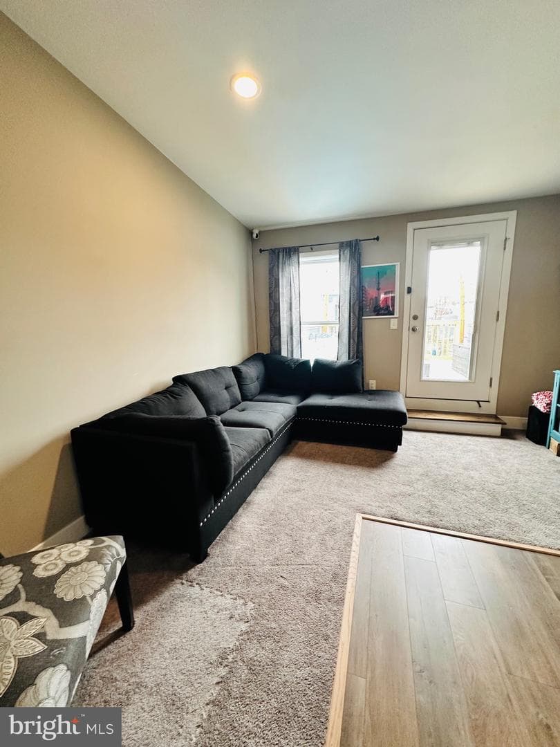 822 Harlem Avenue photo 36