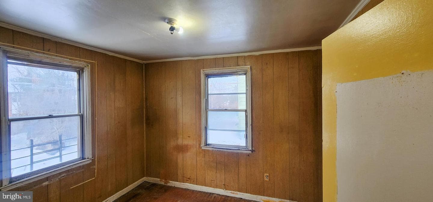 2918 Forest Glen Road photo 8
