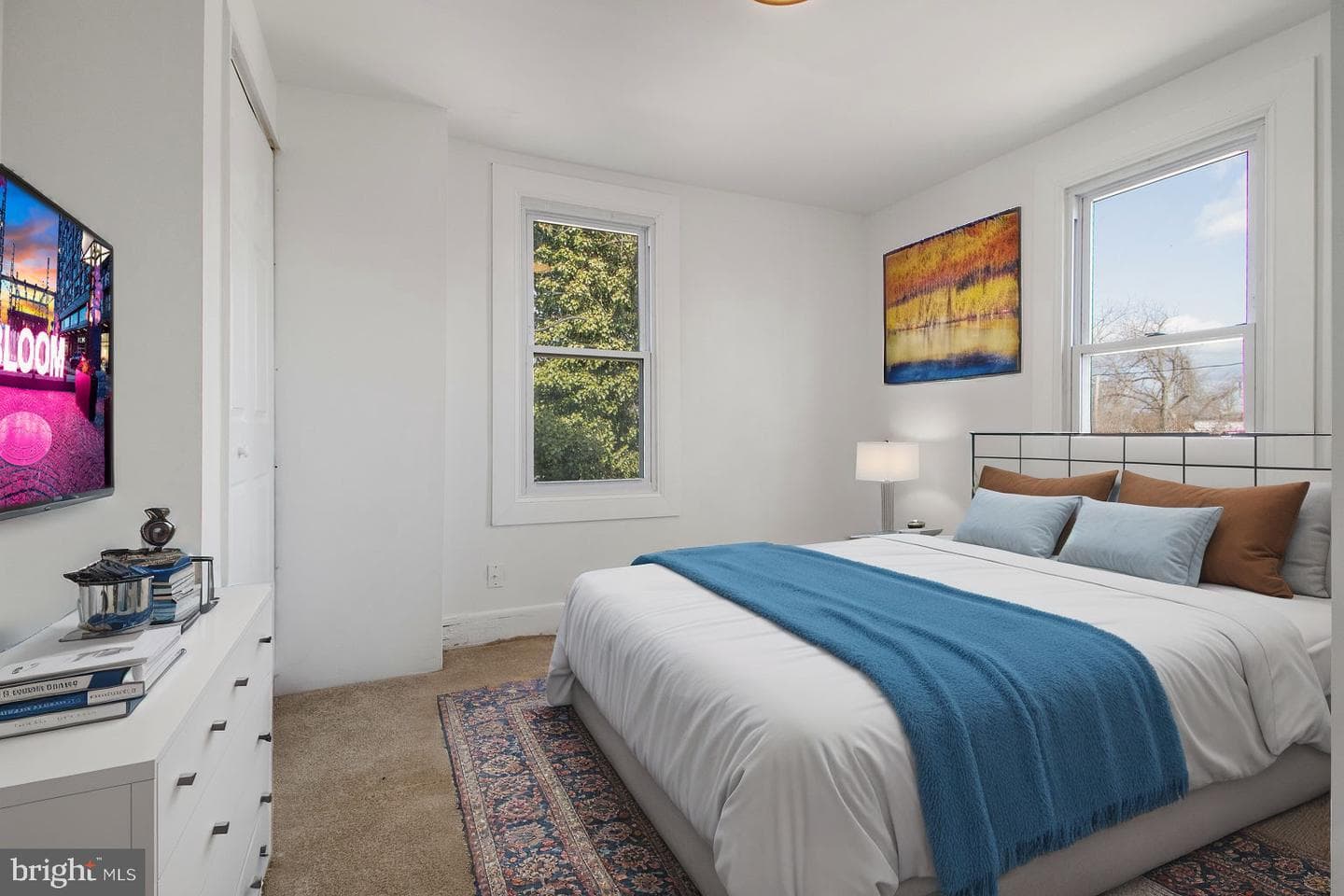 5327 Hamlin Avenue photo 36