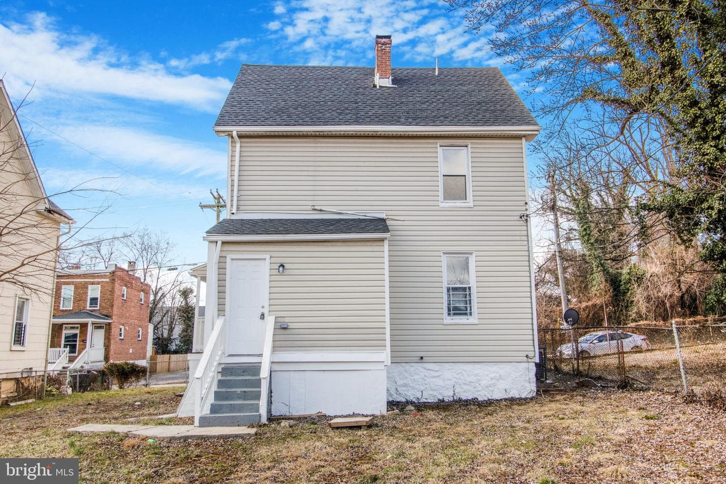 5327 Hamlin Avenue photo 44