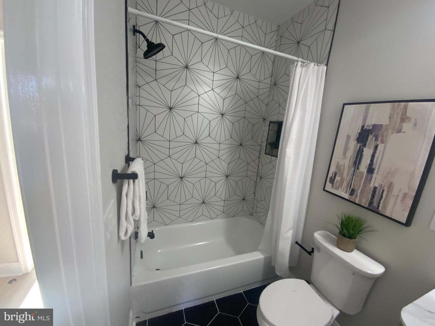 2141 Druid Hill Avenue photo 35