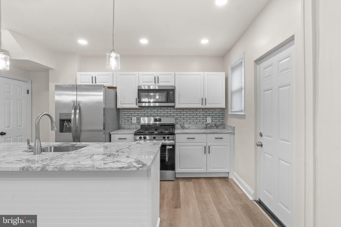 2529 Boarman Avenue photo 9