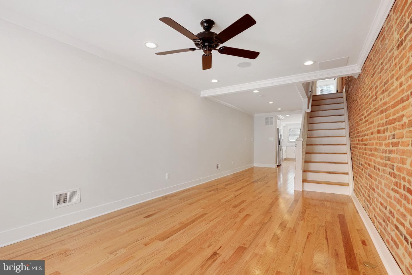 1327 Richardson Street photo 5