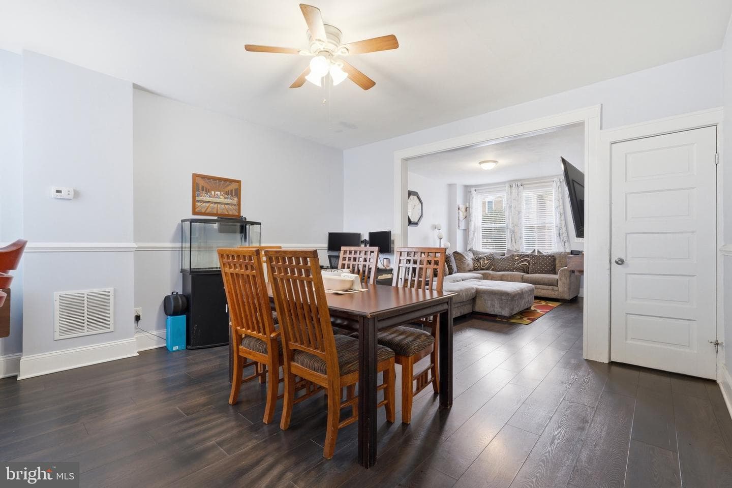 2854 Lake Avenue photo 10