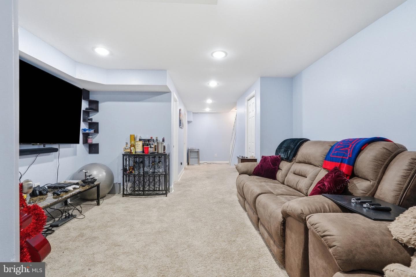 2854 Lake Avenue photo 26