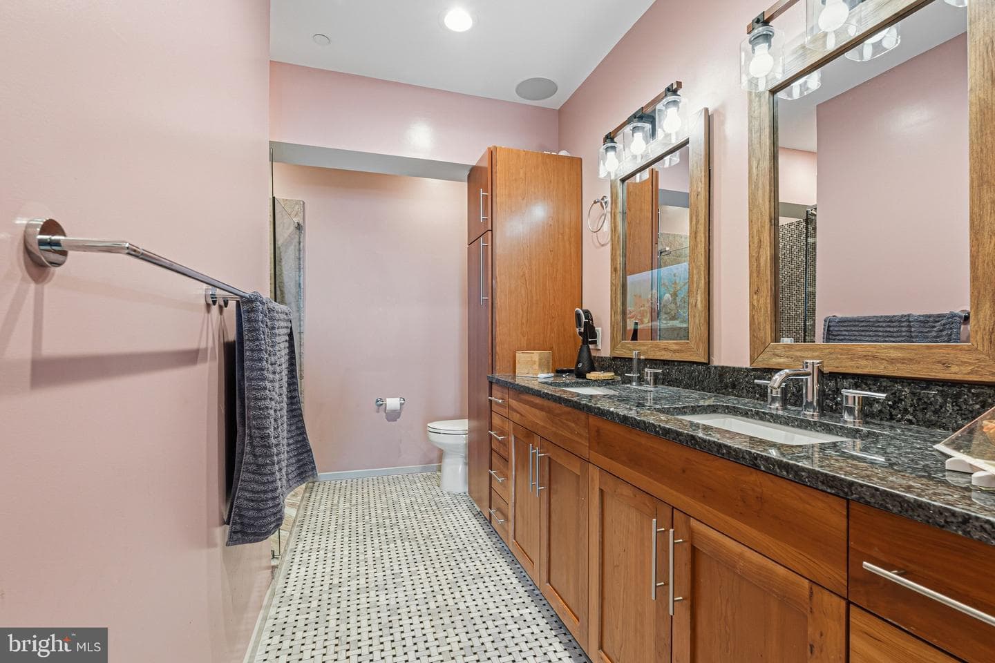 1200 Steuart Street #1711 photo 21