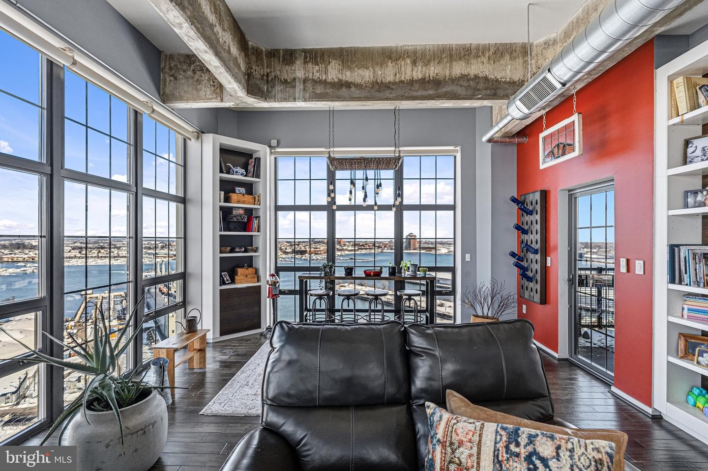 1200 Steuart Street #1711 photo 6