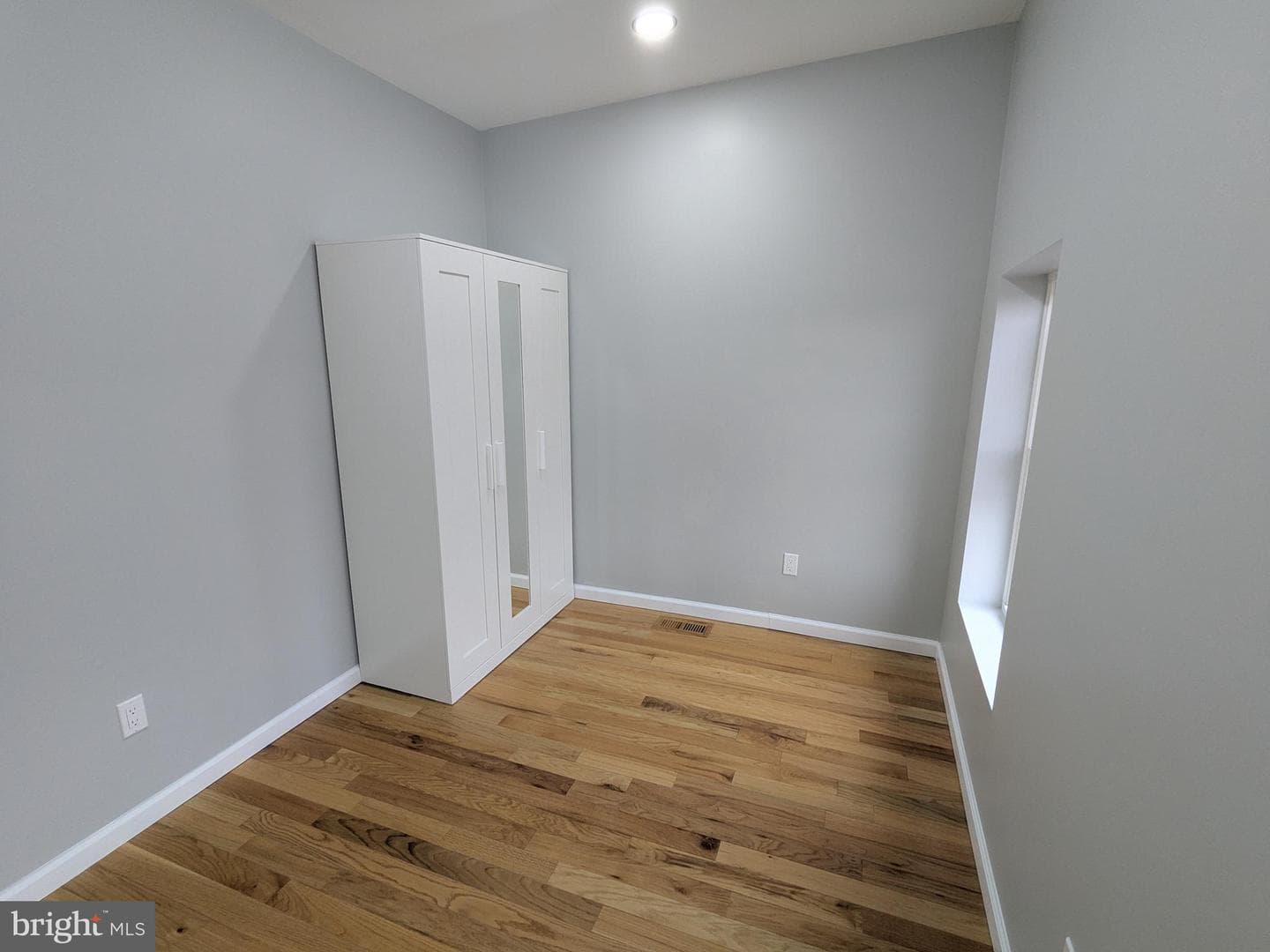 504 N Schroeder Street photo 21