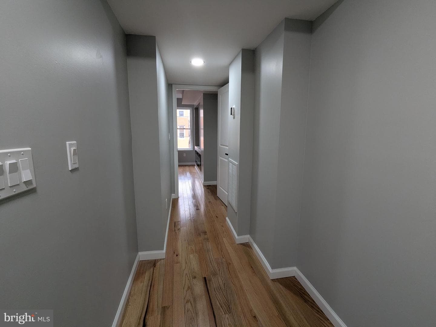 504 N Schroeder Street photo 9