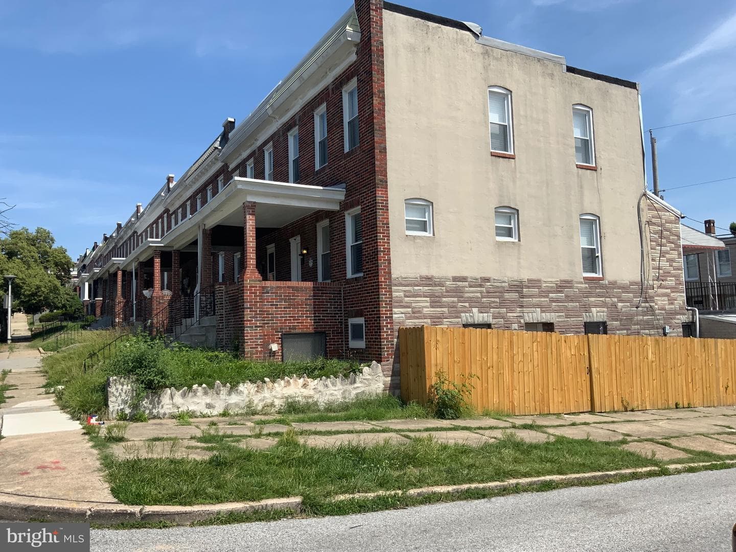 3114 Pelham Avenue photo 3
