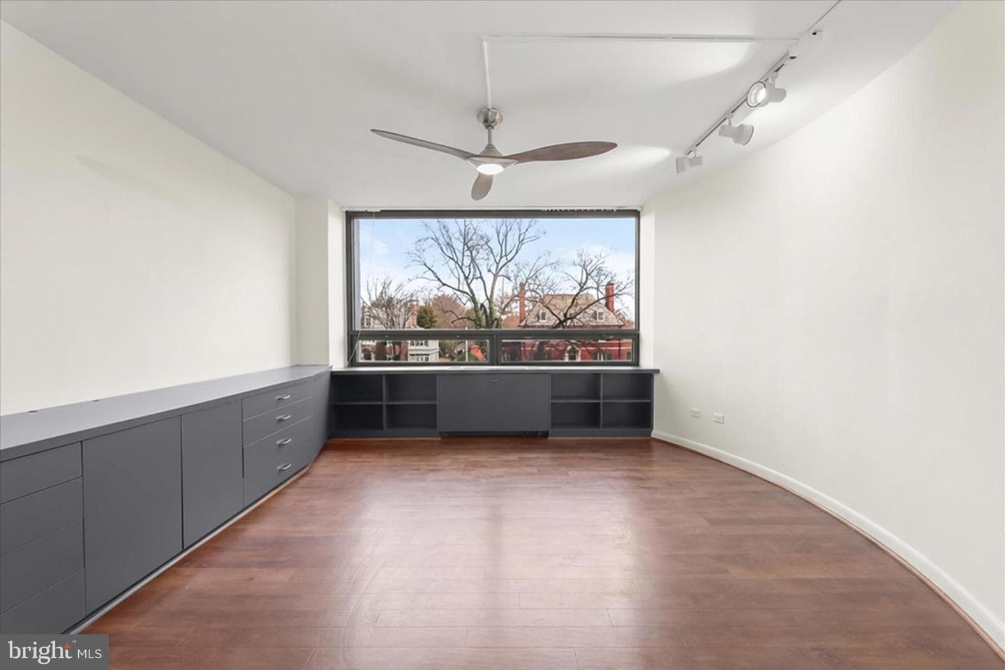 4000 N Charles Street N #312 photo 28