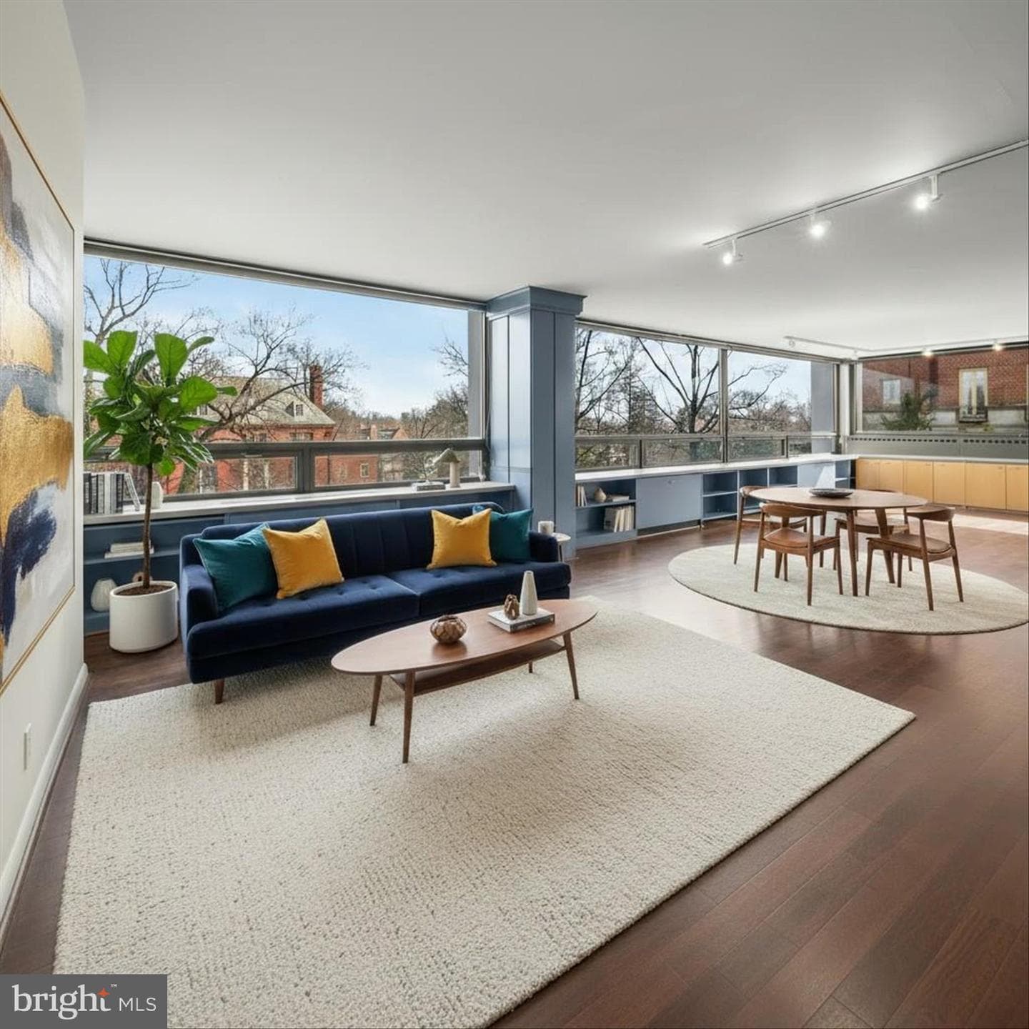 4000 N Charles Street N #312 photo 5