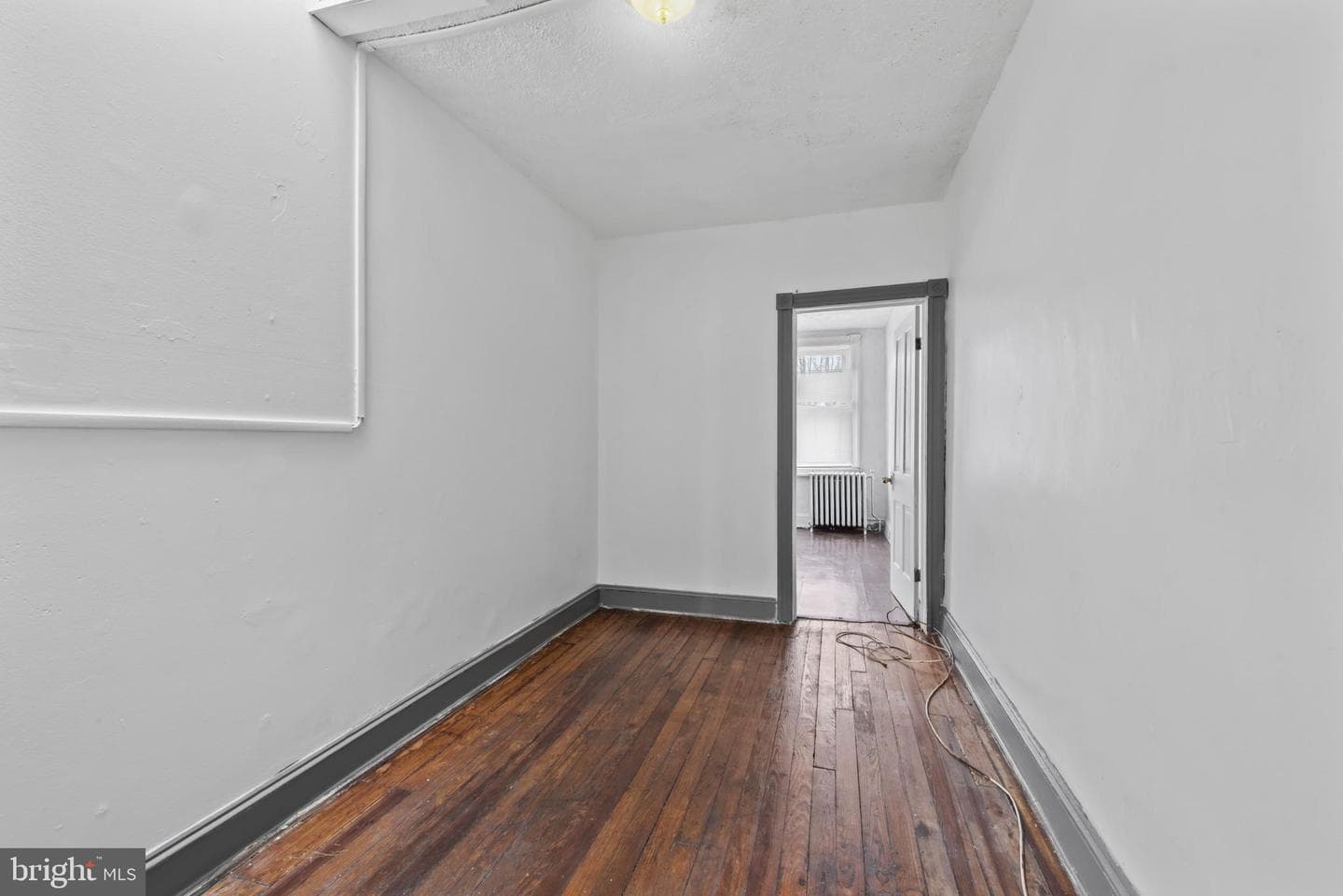 435 Ilchester Avenue photo 20