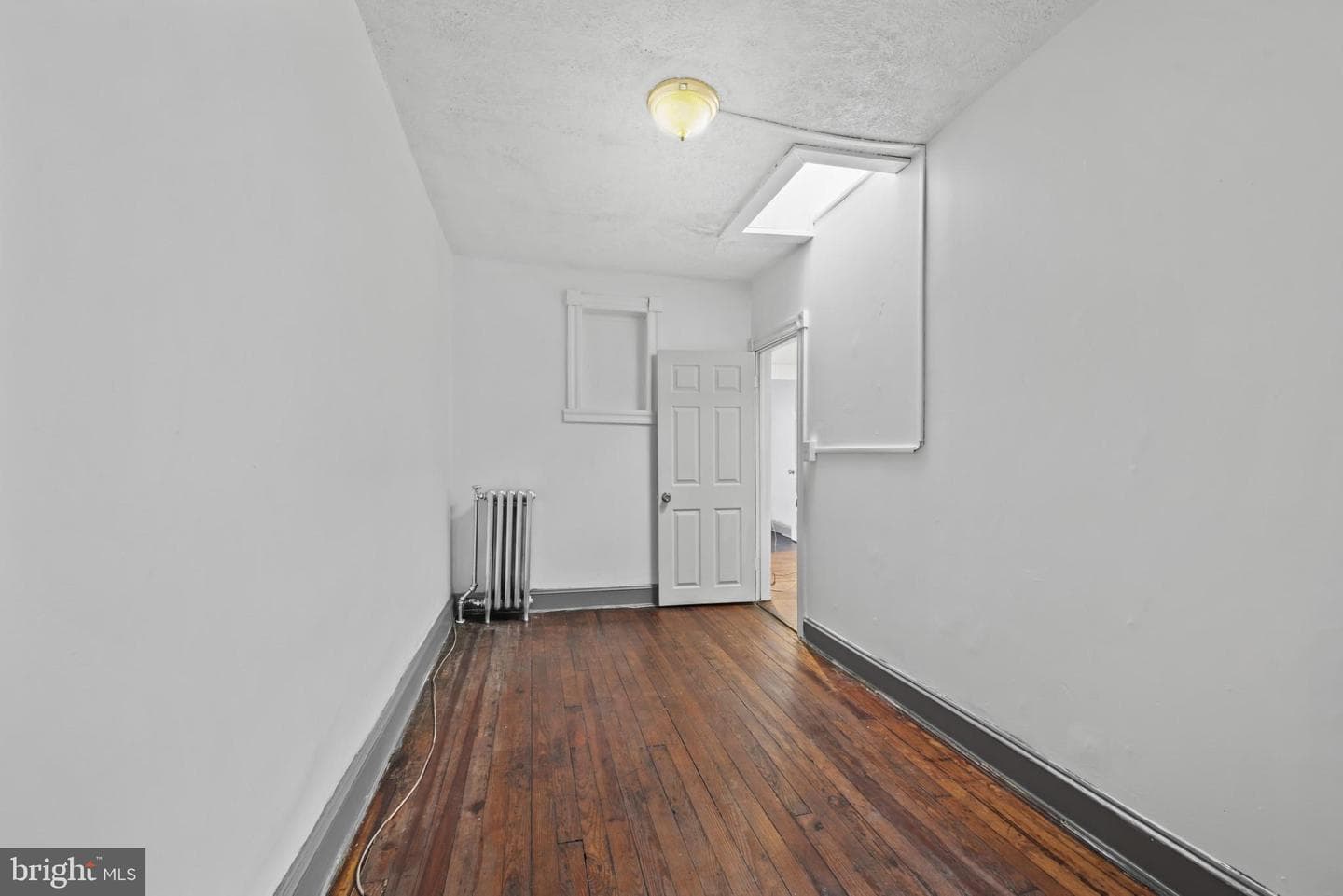 435 Ilchester Avenue photo 22