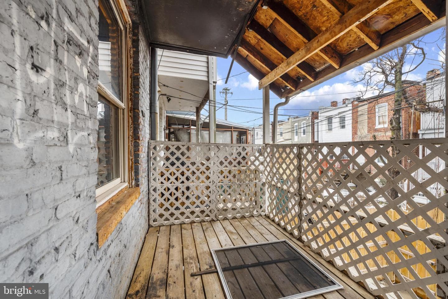435 Ilchester Avenue photo 34